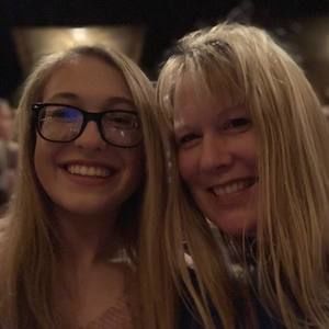 Meet your Posher, Adriana